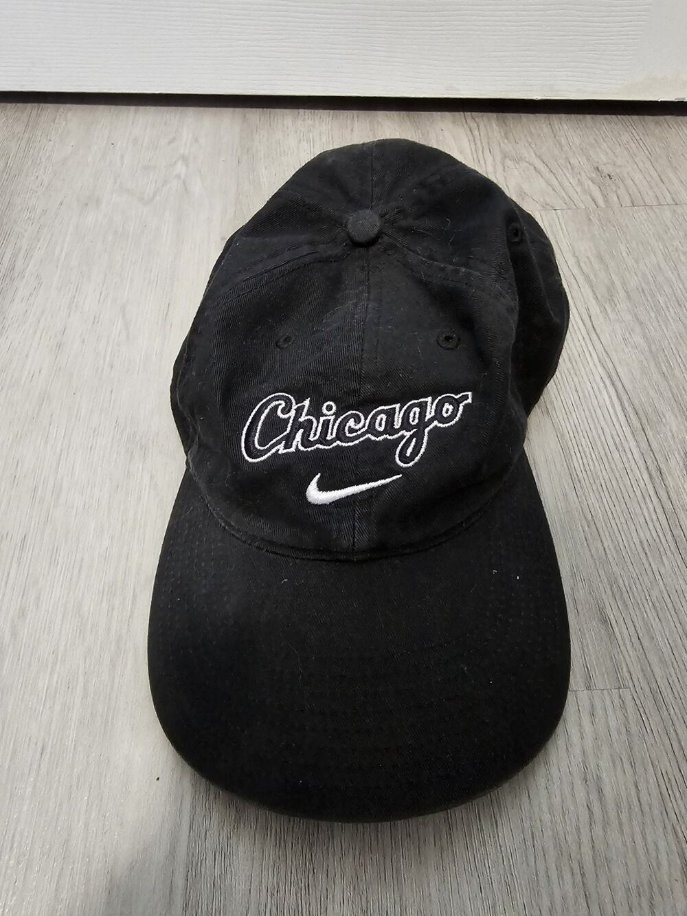 Vintage Nike Chicago White Sox Script Hat Logo MLB Adjustable